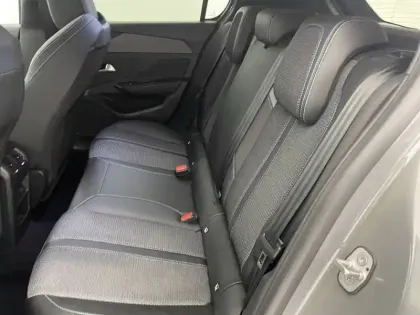 Photo 38 Peugeot 308  Hybrid 145 e-DCS6