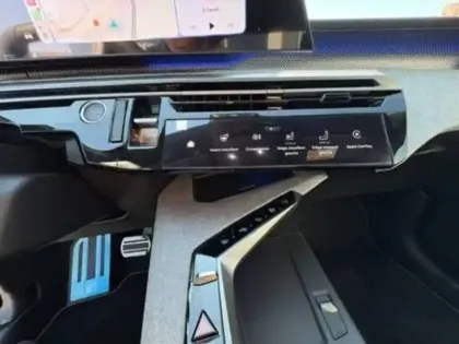 Photo 7 Peugeot 3008  Electrique 210 ch 73 kWh