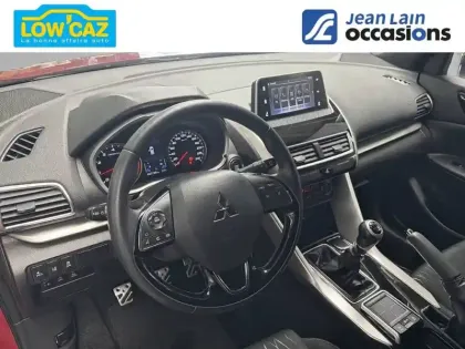 Photo 10 Mitsubishi Eclipse  Cross 1.5 MIVEC 163 BVM6 2WD
