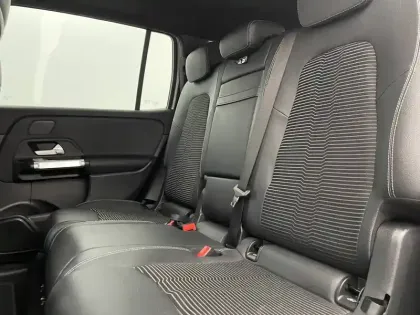 Photo 15 Mercedes Classe B EQB 250