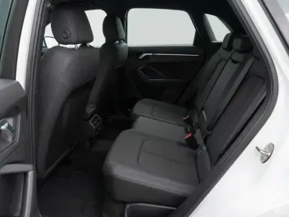 Photo 10 Audi Q3  45 TFSIe 245 ch S tronic 6