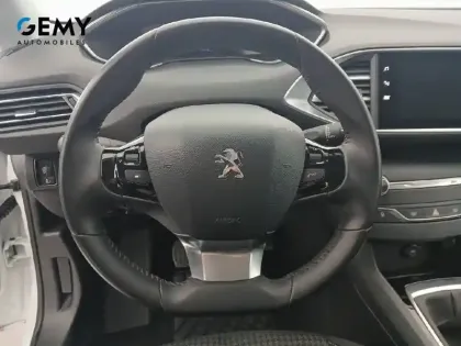 Photo 12 Peugeot 308  PureTech 110ch S&S BVM6