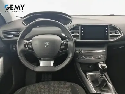 Photo 7 Peugeot 308  PureTech 110ch S&S BVM6