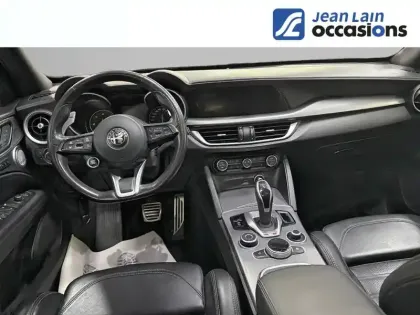 Photo 17 Alfa Romeo Stelvio  2.2 210 ch Q4 AT8