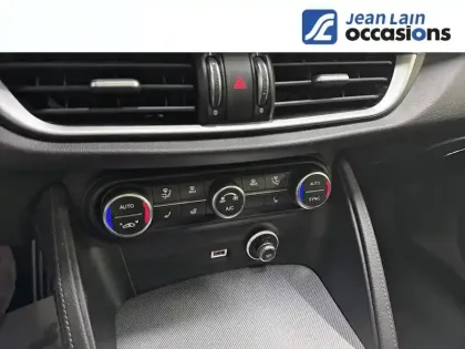 Photo 13 Alfa Romeo Stelvio  2.2 210 ch Q4 AT8