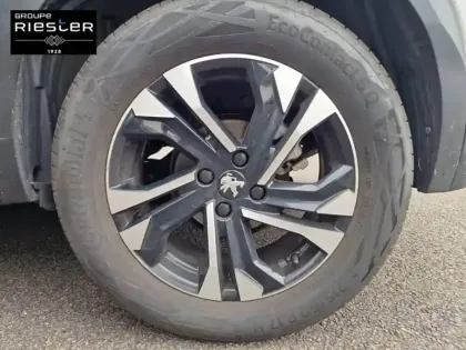 Photo 10 Peugeot 2008  PureTech 130 S&S EAT8