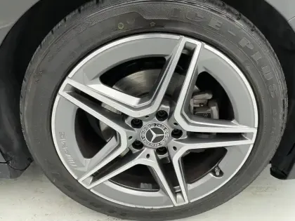 Photo 12 Mercedes Classe A  180 7G-DCT
