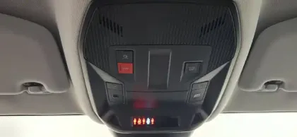 Photo 24 Peugeot 308  Hybrid 145 e-DCS6