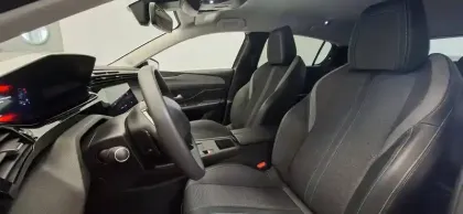 Photo 8 Peugeot 308  Hybrid 145 e-DCS6