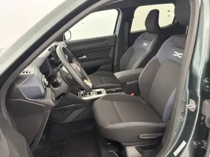 Photo 17 Dacia Duster  Hybrid 140