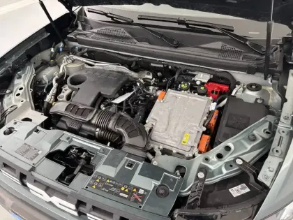 Photo 35 Dacia Duster  Hybrid 140