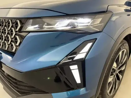 Photo 34 Renault Austral  full hybrid E-Tech 200 ch