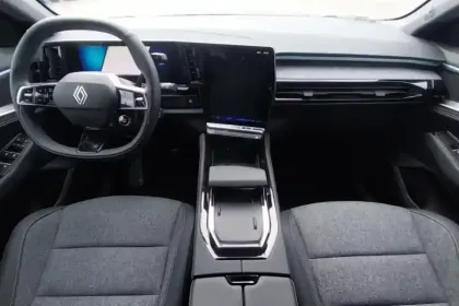 Photo 8 Renault Austral  full hybrid E-Tech 200 ch