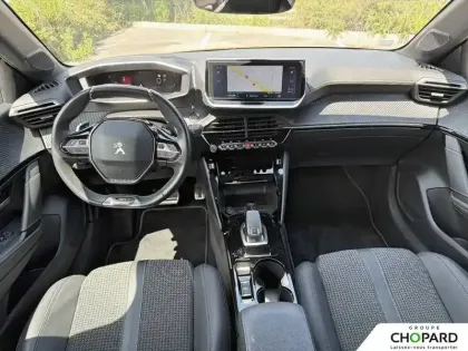 Photo 14 Peugeot 208  PureTech 130 S&S EAT8