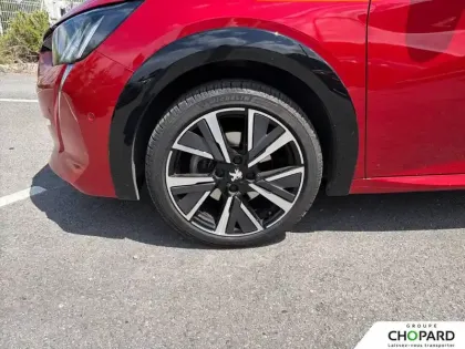 Photo 11 Peugeot 208  PureTech 130 S&S EAT8