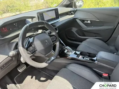 Photo 17 Peugeot 208  PureTech 130 S&S EAT8