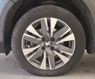 Photo 17 Peugeot 2008  1.2 PureTech 110ch S&S EAT6