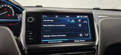 Photo 30 Peugeot 2008  1.2 PureTech 110ch S&S EAT6