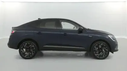 Photo 14 Renault Arkana  E-Tech full hybrid 145 GSR2