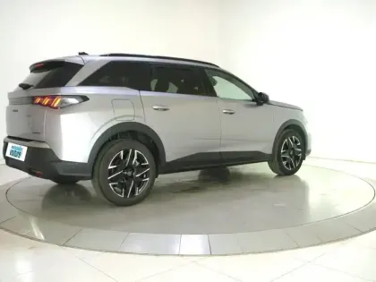 Photo 26 Peugeot 5008  Hybrid 145 ch e-DCS6