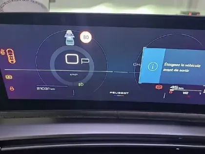 Photo 31 Peugeot 5008  Hybrid 145 ch e-DCS6