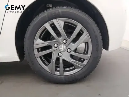 Photo 10 Peugeot 208  PureTech 75 S&S BVM5