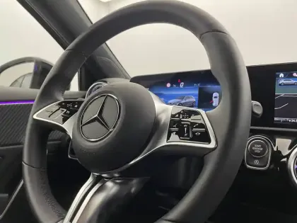 Photo 23 Mercedes Classe A  180 d
