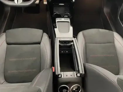 Photo 29 Mercedes Classe A  180 d