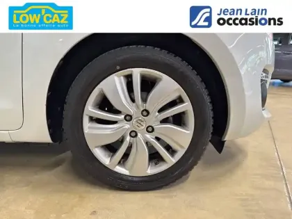 Photo 8 Suzuki Swift  1.2 Dualjet Hybrid Allgrip