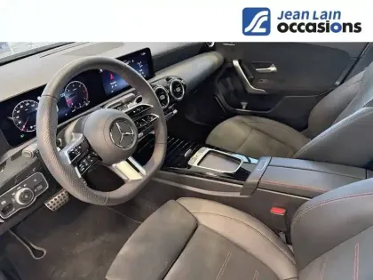 Photo 10 Mercedes Classe A  200 d