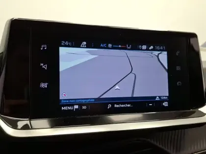 Photo 21 Peugeot 208  PureTech 75 S&S BVM5