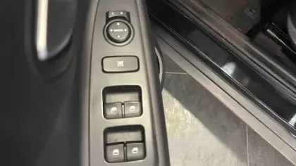 Photo 15 Kia Stonic  1.0 T-GDi 120 ch ISG DCT7