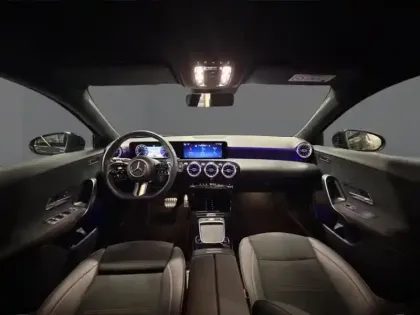 Photo 10 Mercedes Classe A 180 AMG Line