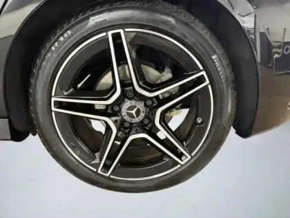 Photo 8 Mercedes Classe A 180 AMG Line