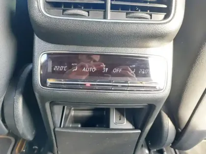 Photo 8 Mercedes GLE  350 e 4MATIC AMG Line 