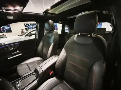Photo 15 Mercedes Classe B 200 d AMG Line