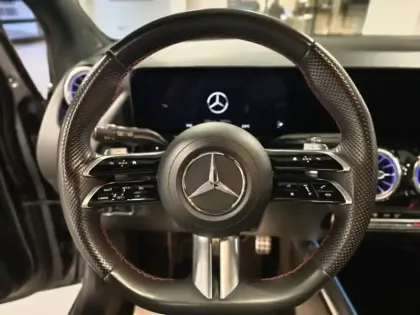 Photo 9 Mercedes Classe B 200 d AMG Line