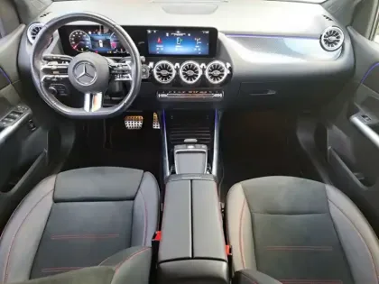 Photo 16 Mercedes Classe B 200 d AMG Line
