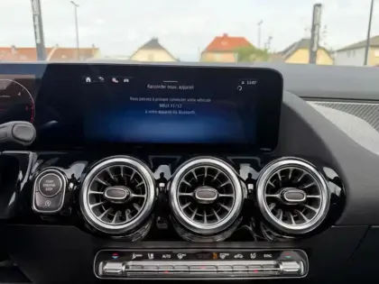 Photo 38 Mercedes GLA 200 d AMG Line