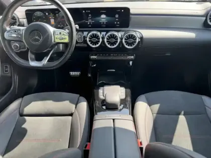 Photo 8 Mercedes CLA  200 d Shooting Brake AMG L