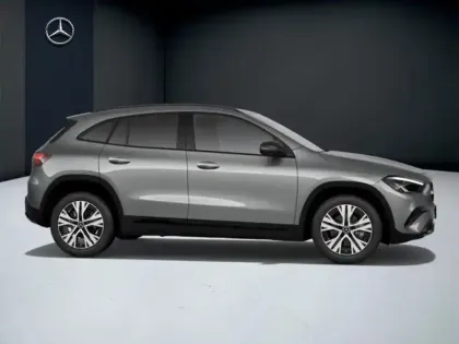 Photo 17 Mercedes GLA 200 d Progressive Line