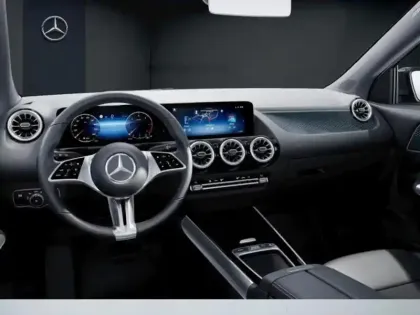 Photo 10 Mercedes GLA 200 d Progressive Line