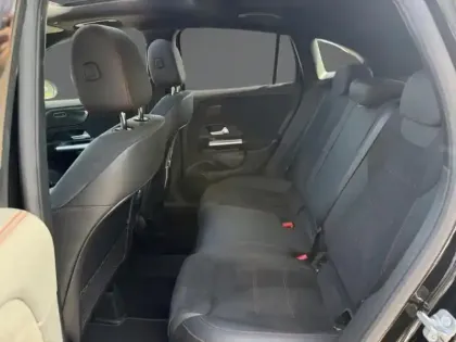 Photo 15 Mercedes GLA 250 e Hybrid EQ AMG Line