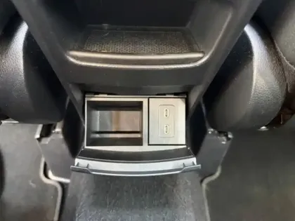 Photo 16 Mercedes GLA 250 e Hybrid EQ AMG Line