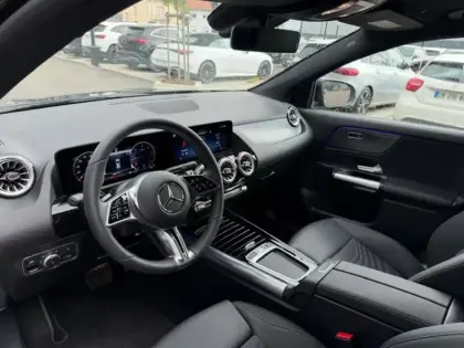 Photo 12 Mercedes GLA 200 d Progressive Line