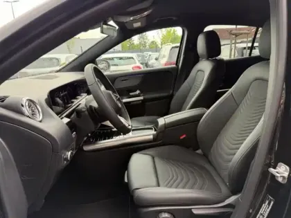 Photo 11 Mercedes GLA 200 d Progressive Line