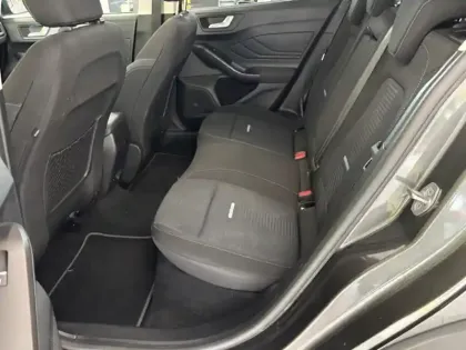 Photo 16 Ford Focus Active X