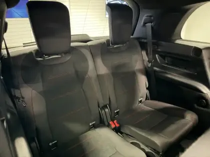 Photo 12 Mercedes GLB 200 d AMG Line