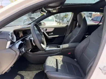 Photo 31 Mercedes Classe A 250 e Hybrid EQ AMG Line