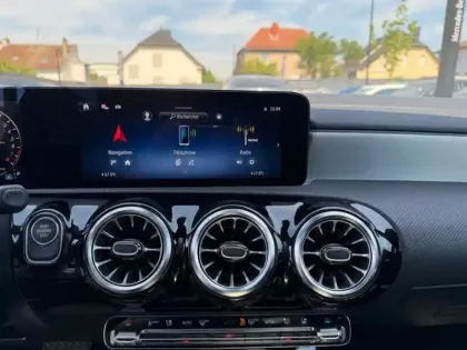 Photo 38 Mercedes Classe A 250 e Hybrid EQ AMG Line